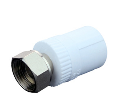 Муфта комбинированная с накидной гайкой 20 х 3/4"F Vieir